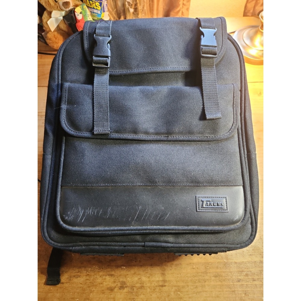 VTG Y2K Targus CCB1 Black Laptop Backpack with Anti-theft Flap And Waiststrap.